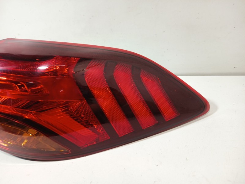 Recambio de piloto trasero derecho para hyundai tucson (tl, tle) 1.6 gdi referencia OEM IAM 92402D7500  