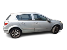 opel astra h (a04) del año 2005