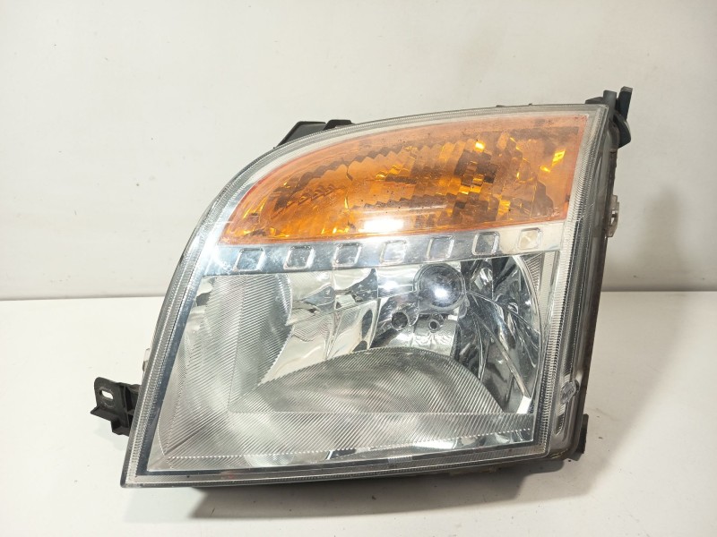 Recambio de faro izquierdo para ford fusion (ju_) 1.4 referencia OEM IAM 1547725  