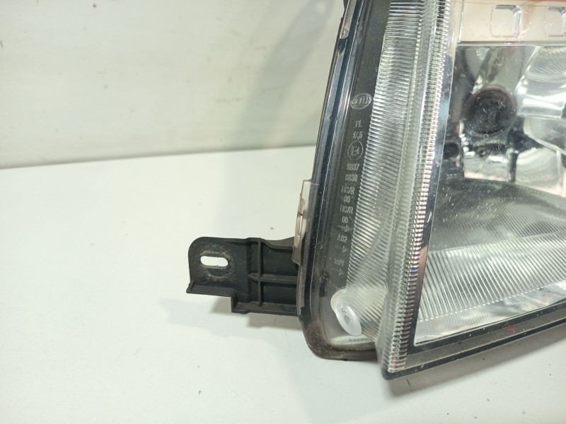 Recambio de faro izquierdo para ford fusion (ju_) 1.4 referencia OEM IAM 1547725  