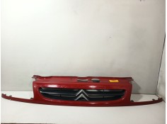 Recambio de rejilla delantera para citroën saxo 1.5 d sx referencia OEM IAM 9629954777  