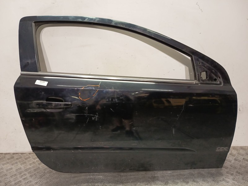 Recambio de puerta delantera derecha para opel astra gtc cosmo referencia OEM IAM  NEGRO 