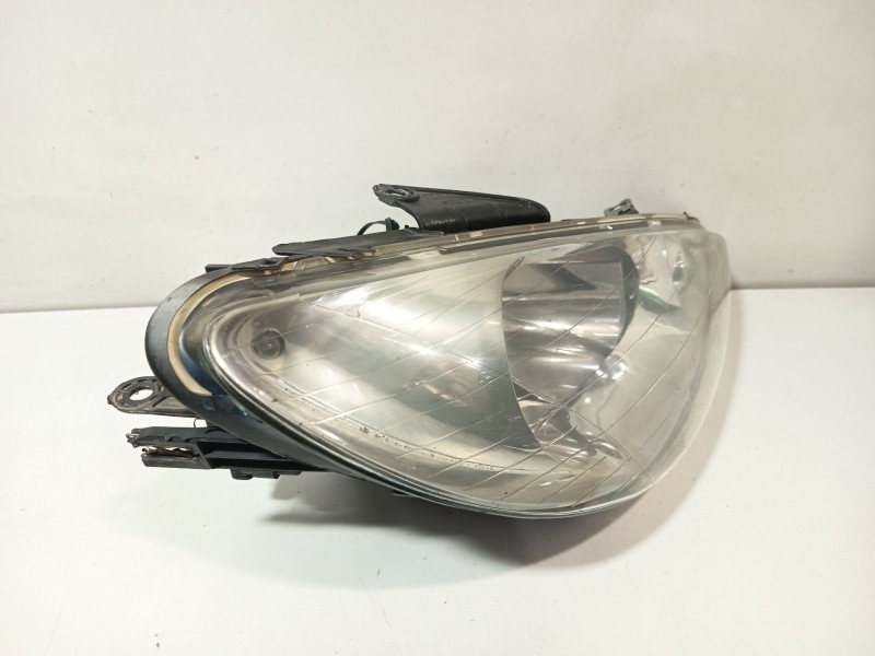Recambio de faro derecho para peugeot 206 cc (2d) 2.0 s16 referencia OEM IAM 9628666780 6205S9 