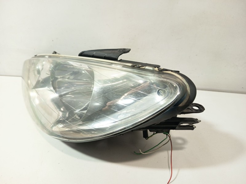 Recambio de faro izquierdo para peugeot 206 cc (2d) 2.0 s16 referencia OEM IAM 9628666880 6204S9 