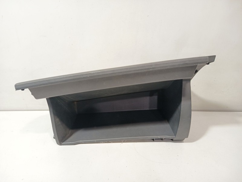 Recambio de guantera para toyota prius (_w3_) 1.8 hybrid (zvw3_) referencia OEM IAM 555504081  