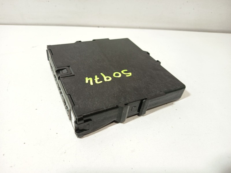 Recambio de modulo electronico para toyota prius (_w3_) 1.8 hybrid (zvw3_) referencia OEM IAM 8968147230  