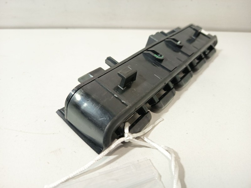 Recambio de mando multifuncion para alfa romeo giulietta (940_) 2.0 jtdm (940.fxl1a) referencia OEM IAM 5556000902  