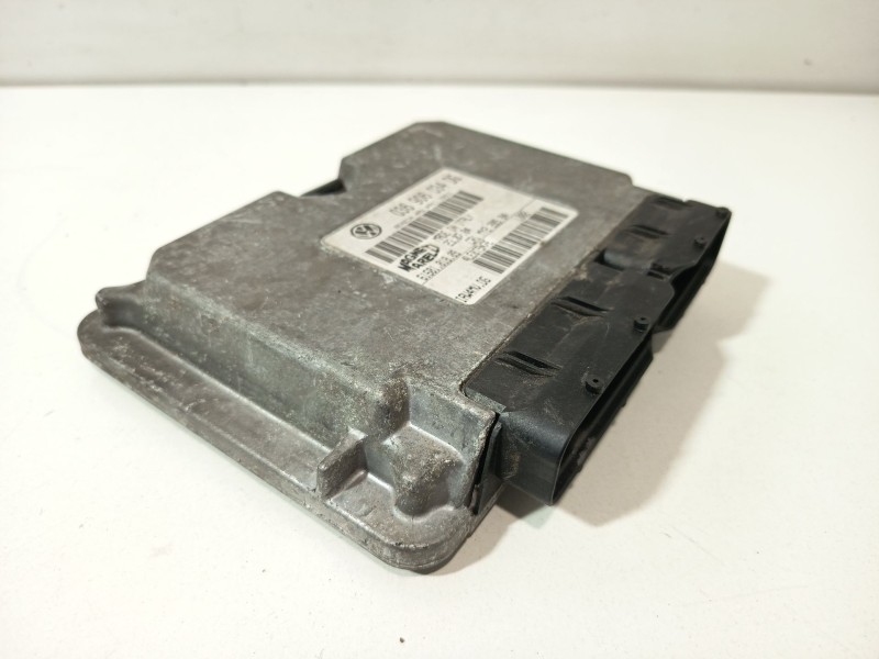 Recambio de centralita motor uce para seat ibiza iii (6l1) 1.4 16v referencia OEM IAM 036906034DG  
