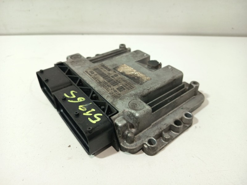 Recambio de centralita motor uce para hyundai ix20 (jc) 1.6 crdi referencia OEM IAM 0281017331  
