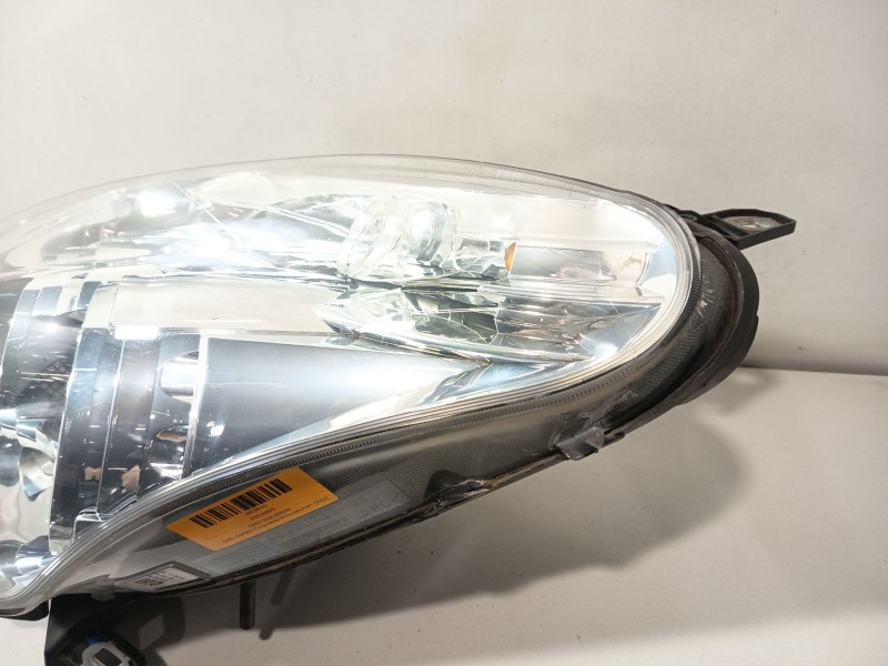 Recambio de faro izquierdo para opel combo furgoneta/monovolumen (x12) 1.3 cdti (b05) referencia OEM IAM 95526869  