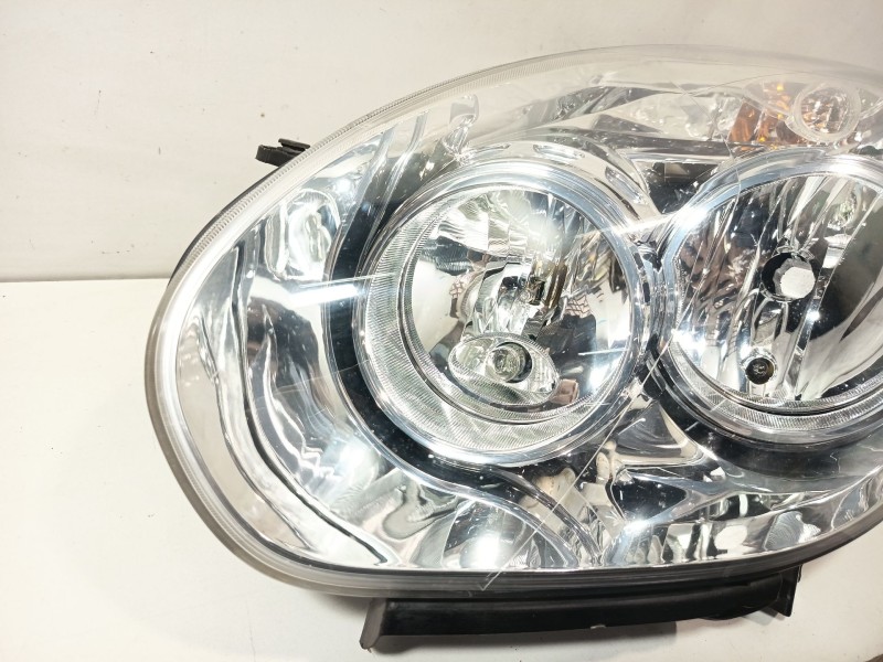Recambio de faro izquierdo para opel combo furgoneta/monovolumen (x12) 1.3 cdti (b05) referencia OEM IAM 95526869  