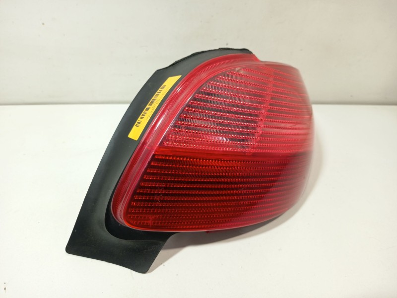 Recambio de piloto trasero derecho para peugeot 206 cc (2d) 2.0 s16 referencia OEM IAM 6351N7  