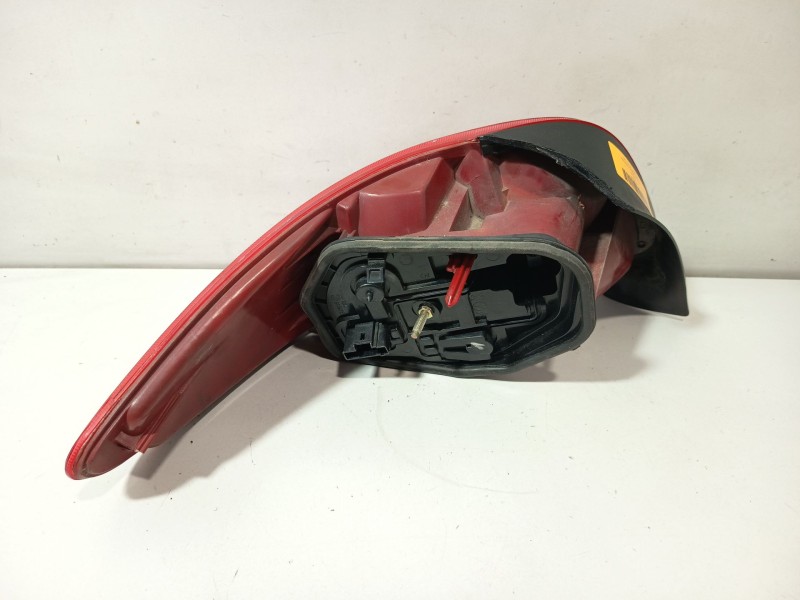 Recambio de piloto trasero derecho para peugeot 206 cc (2d) 2.0 s16 referencia OEM IAM 6351N7  