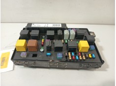 Recambio de caja reles / fusibles para opel zafira / zafira family b (a05) 1.6 (m75) referencia OEM IAM 13250231 93188419 