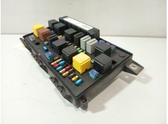 Recambio de caja reles / fusibles para opel zafira / zafira family b (a05) 1.6 (m75) referencia OEM IAM 13250231 93188419  2