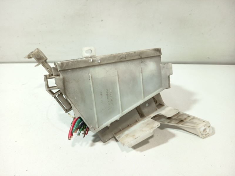 Recambio de caja reles / fusibles para nissan micra iii (k12) 1.2 16v referencia OEM IAM 28488AX000  