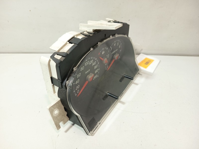 Recambio de cuadro instrumentos para nissan micra iii (k12) 1.2 16v referencia OEM IAM AX760 68104AX711 