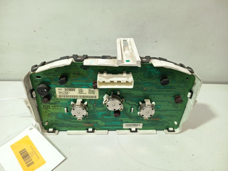 Recambio de cuadro instrumentos para nissan micra iii (k12) 1.2 16v referencia OEM IAM AX760 68104AX711 