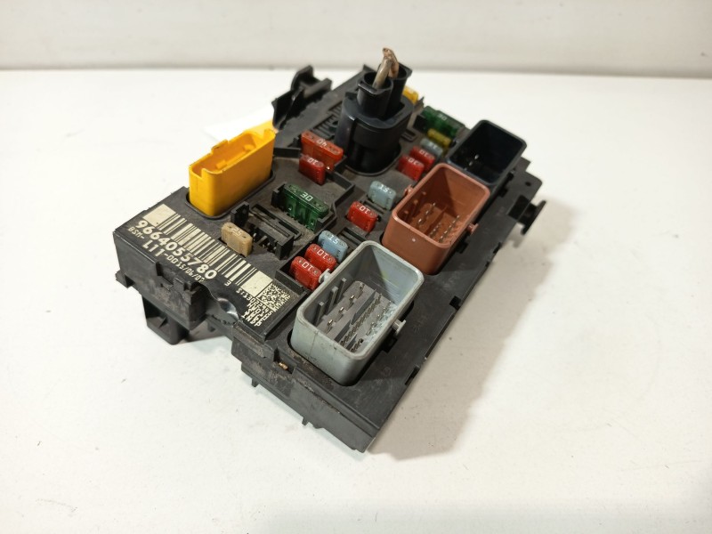 Recambio de caja reles / fusibles para peugeot 307 sw (3h) 1.6 hdi 110 referencia OEM IAM 9664055780  