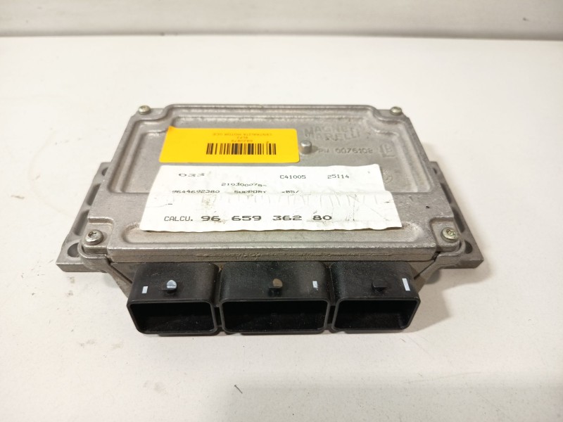 Recambio de centralita motor uce para ssangyong rodius i 2.7 xdi 4wd referencia OEM IAM 6LP2  