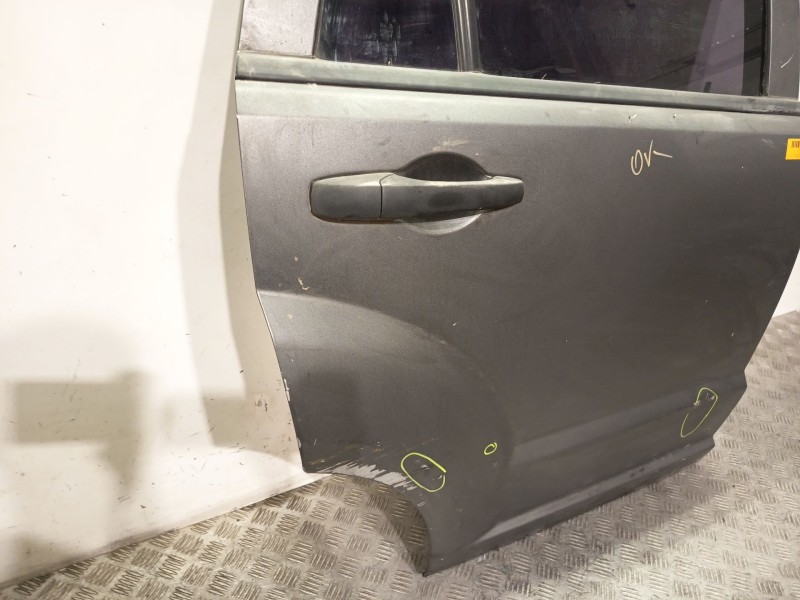 Recambio de puerta trasera derecha para dodge caliber 2.0 crd referencia OEM IAM 5074162AB  