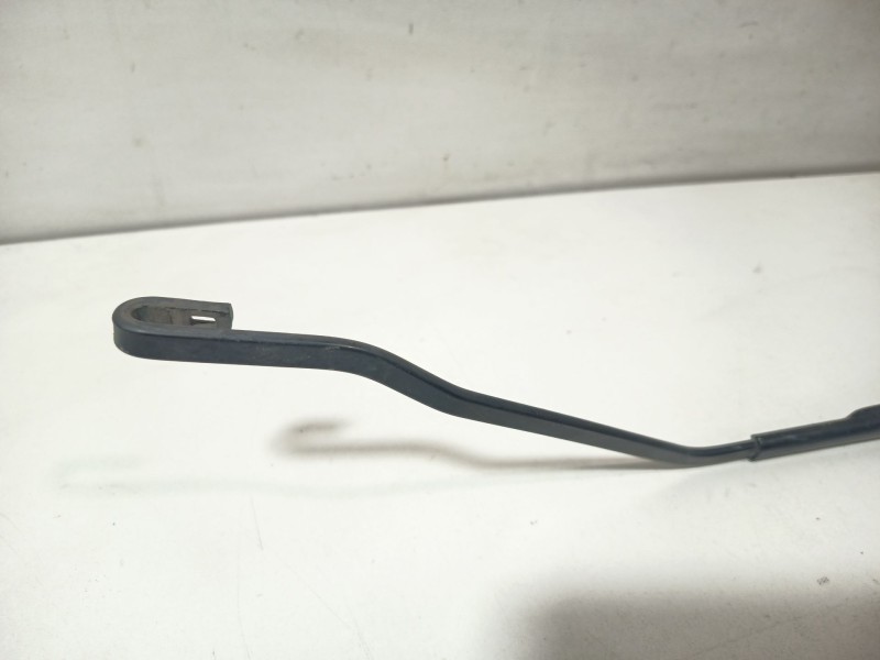 Recambio de brazo limpia delantero derecho para chevrolet orlando (j309) 2.0 d referencia OEM IAM 95287042  