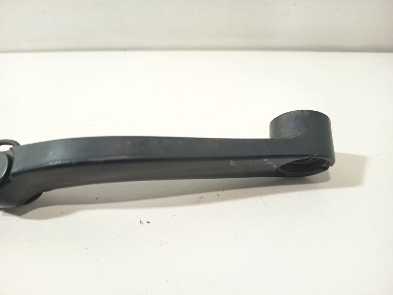 Recambio de brazo limpia delantero izquierdo para chevrolet orlando (j309) 2.0 d referencia OEM IAM 96893317  