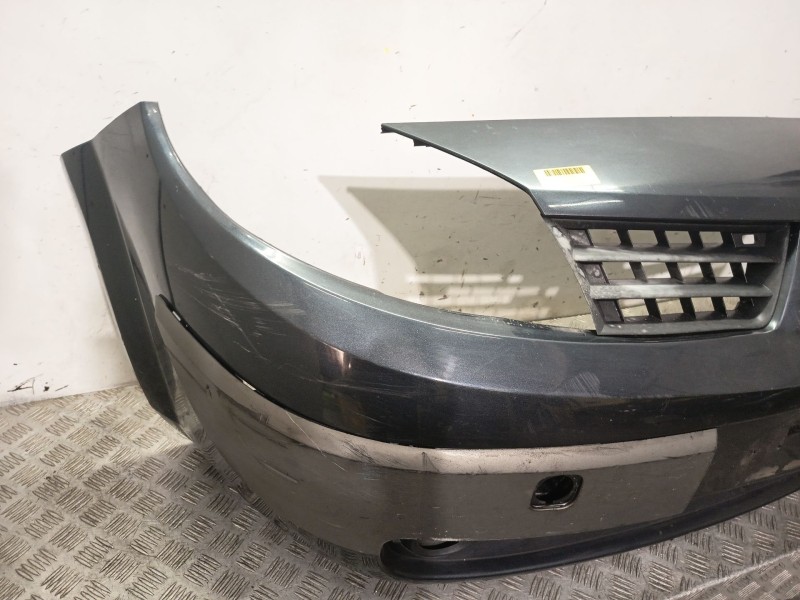 Recambio de paragolpes delantero para renault scénic ii (jm0/1_) 1.9 dci (jm15) referencia OEM IAM 620225303R  