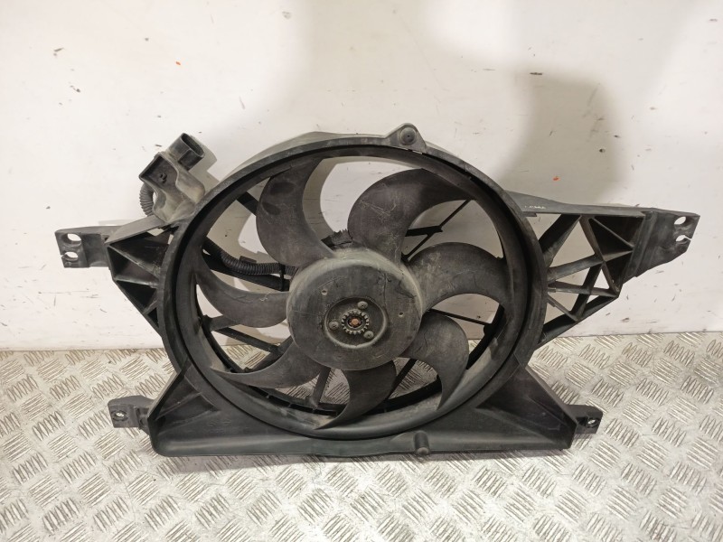 Recambio de electroventilador para chevrolet nubira sedán 2.0 d referencia OEM IAM 96839979  