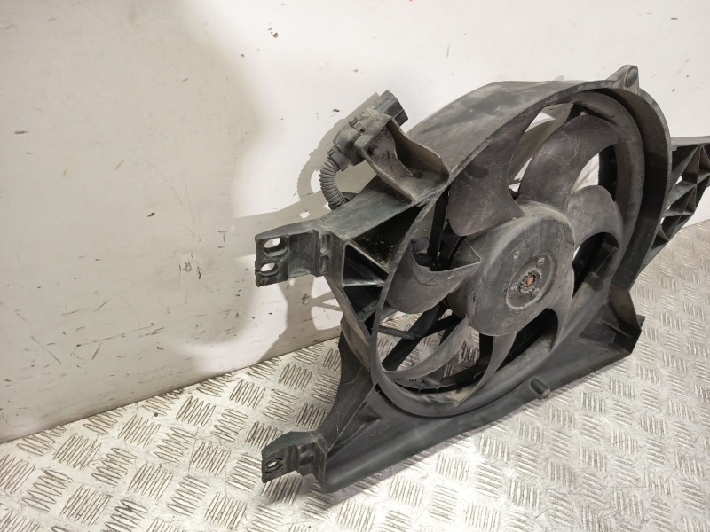 Recambio de electroventilador para chevrolet nubira sedán 2.0 d referencia OEM IAM 96839979  
