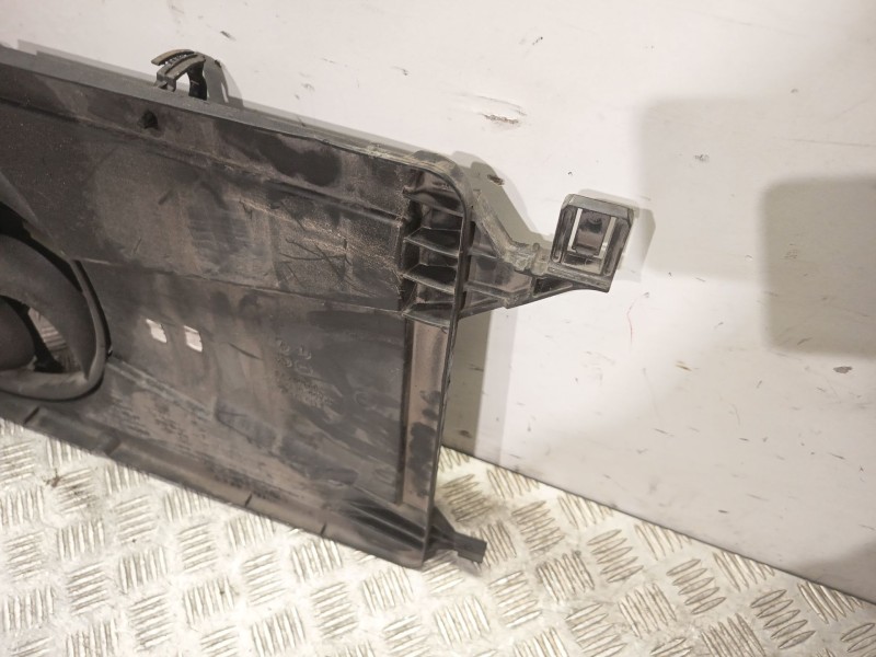 Recambio de electroventilador para mazda 3 (bk) 1.6 di turbo referencia OEM IAM 3M5H8C607XE  