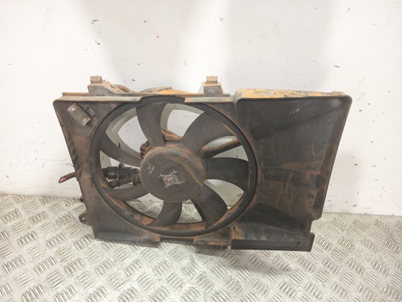 Recambio de electroventilador para hyundai getz (tb) 1.1 referencia OEM IAM 253801C160  