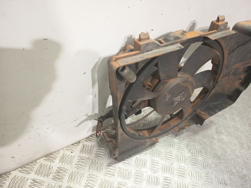 Recambio de electroventilador para hyundai getz (tb) 1.1 referencia OEM IAM 253801C160  