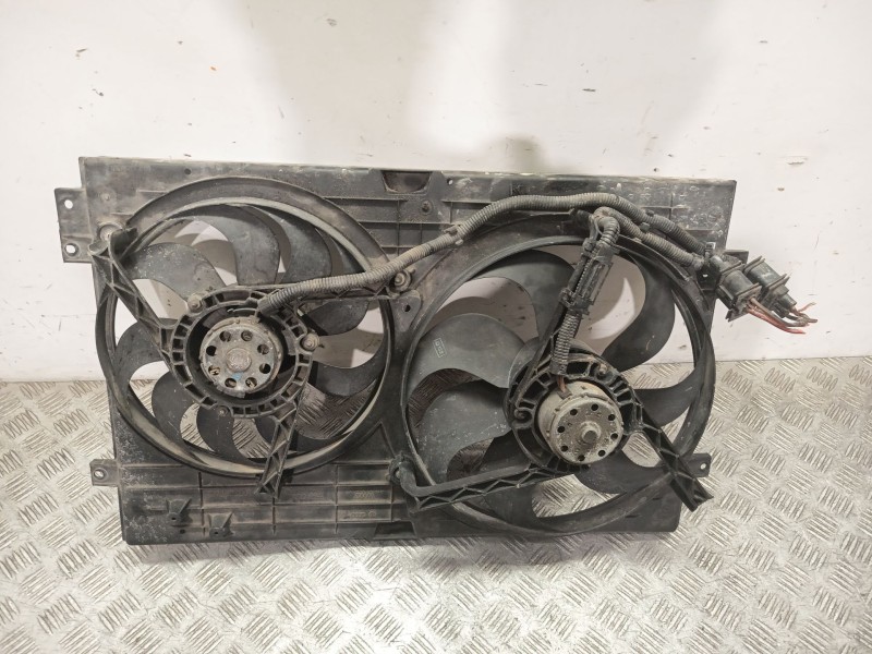 Recambio de electroventilador para seat leon (1m1) 1.6 16 v referencia OEM IAM 1J0121205B  