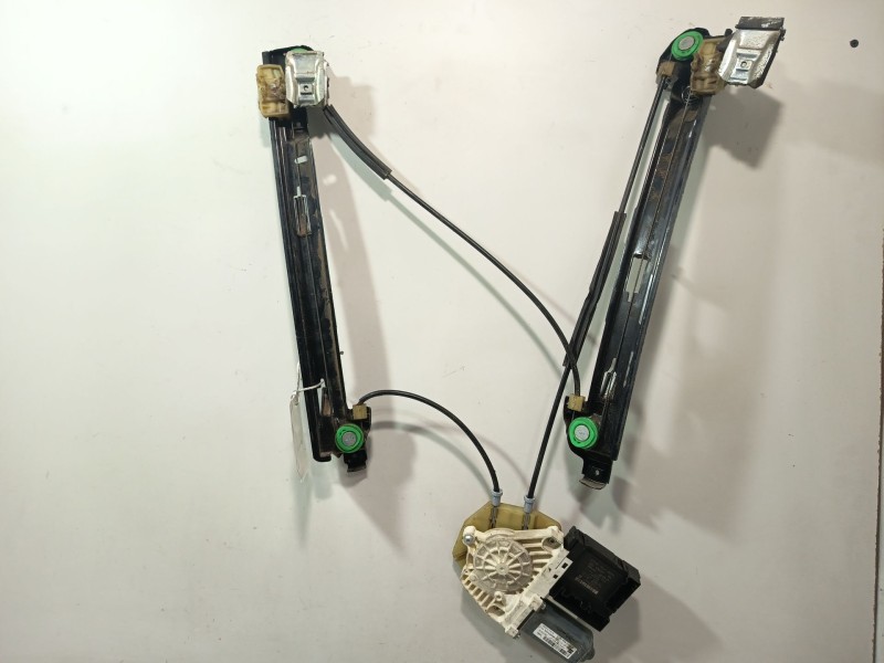 Recambio de elevalunas delantero izquierdo para seat leon (1p1) 1.4 tsi referencia OEM IAM 1P0837461A  