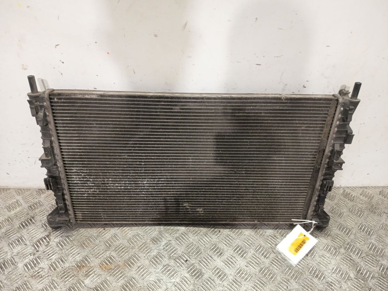 Recambio de radiador agua para ford focus c-max (cap) ambiente (d) referencia OEM IAM 3M5H8005TL  