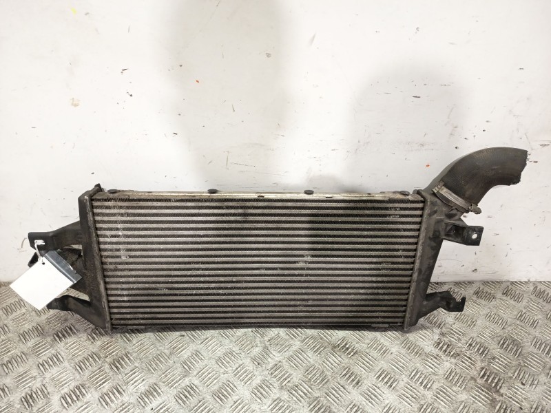 Recambio de intercooler para dodge caliber 2.0 crd referencia OEM IAM 988876H  