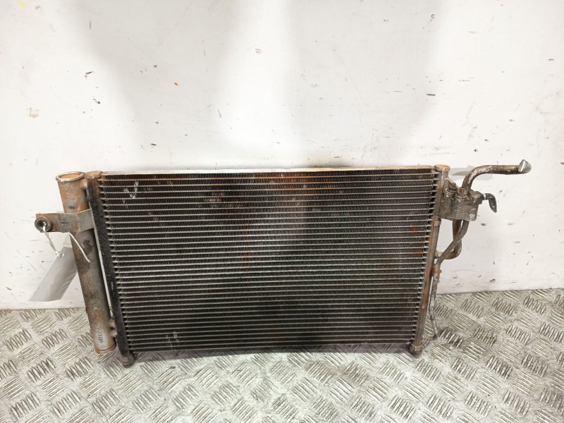 Recambio de condensador / radiador aire acondicionado para hyundai getz (tb) 1.1 referencia OEM IAM 976061C200  