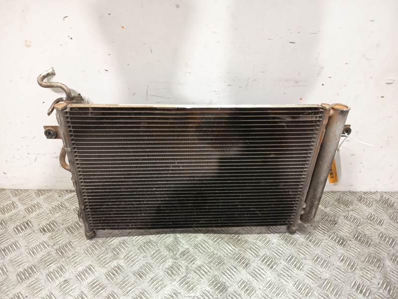 Recambio de condensador / radiador aire acondicionado para hyundai getz (tb) 1.1 referencia OEM IAM 976061C200  