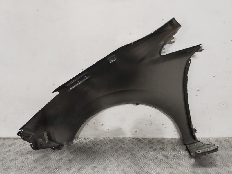 Recambio de aleta delantera derecha para nissan leaf (ze1) electric referencia OEM IAM F31005SHMA  NEGRO