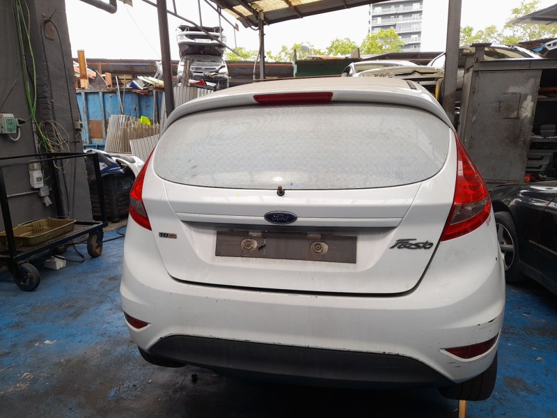 ford fiesta vi van del año 2009