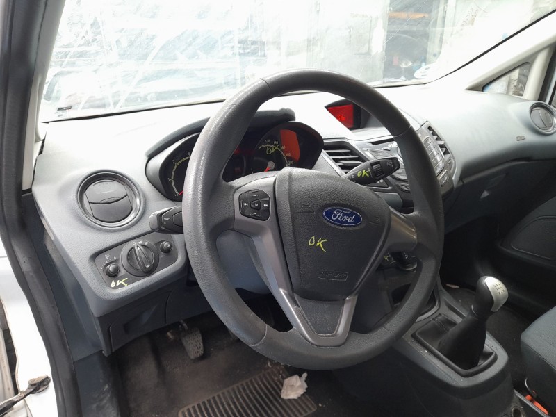ford fiesta vi van del año 2009
