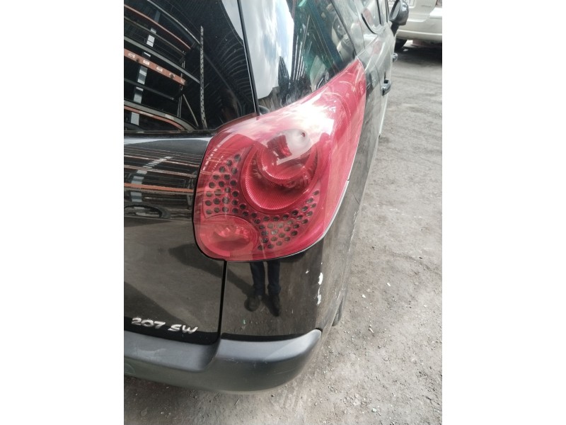 Recambio de piloto trasero derecho para peugeot 207 sw (wk_) 1.6 hdi referencia OEM IAM 6351CT  