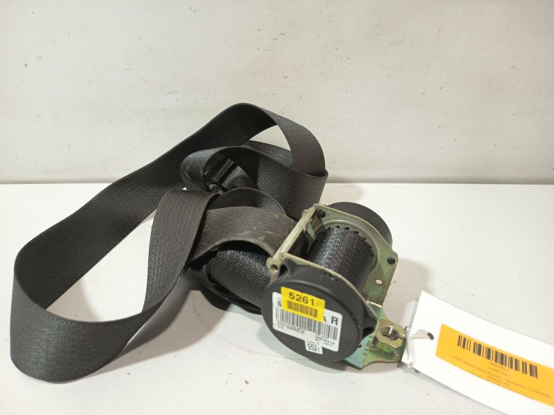 Recambio de cinturon seguridad trasero derecho para chevrolet orlando (j309) 2.0 d referencia OEM IAM 13365261  