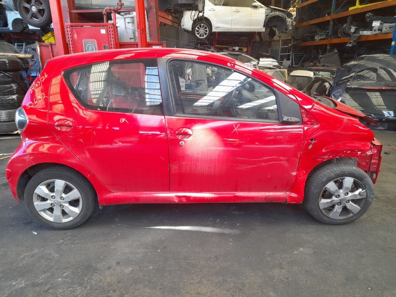 toyota aygo (_b1_) del año 2011