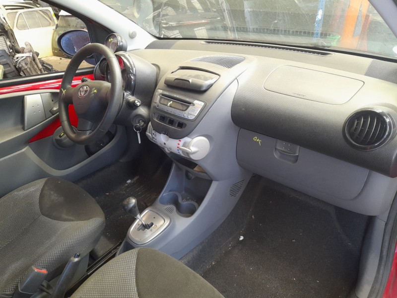 toyota aygo (_b1_) del año 2011