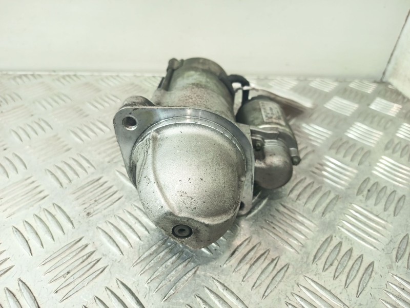 Recambio de motor arranque para ssangyong rodius i 2.7 xdi referencia OEM IAM 6611514101  