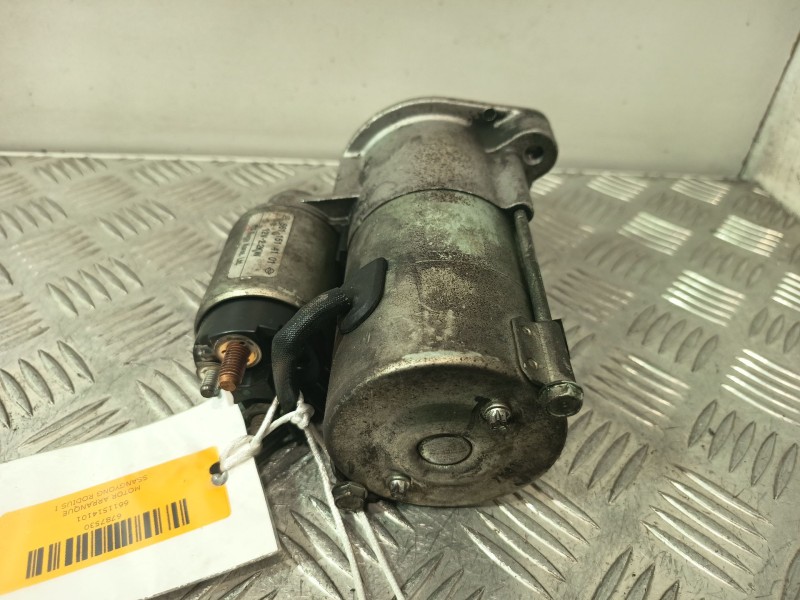 Recambio de motor arranque para ssangyong rodius i 2.7 xdi referencia OEM IAM 6611514101  