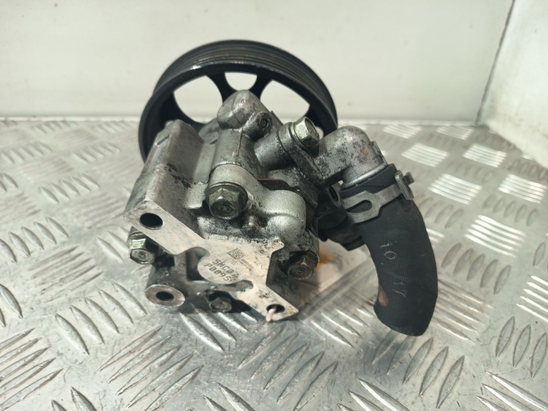 Recambio de bomba direccion para chevrolet orlando (j309) 2.0 d referencia OEM IAM 96985600  