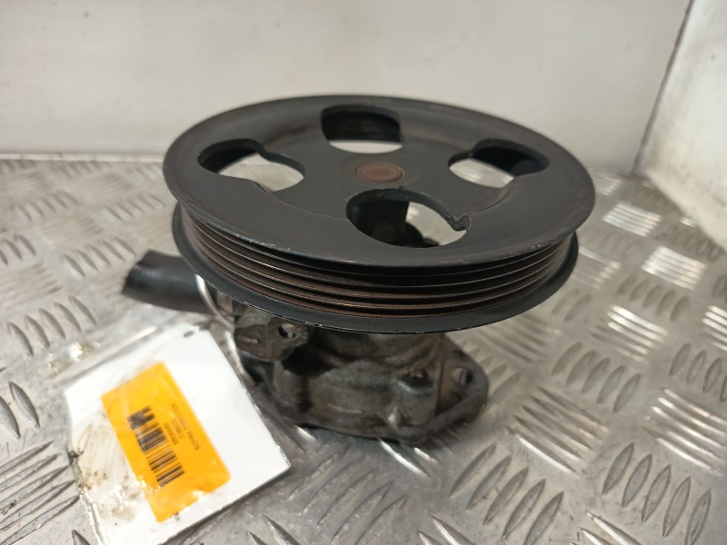 Recambio de bomba direccion para volvo v40 station wagon (645) 1.8 i referencia OEM IAM 338603  